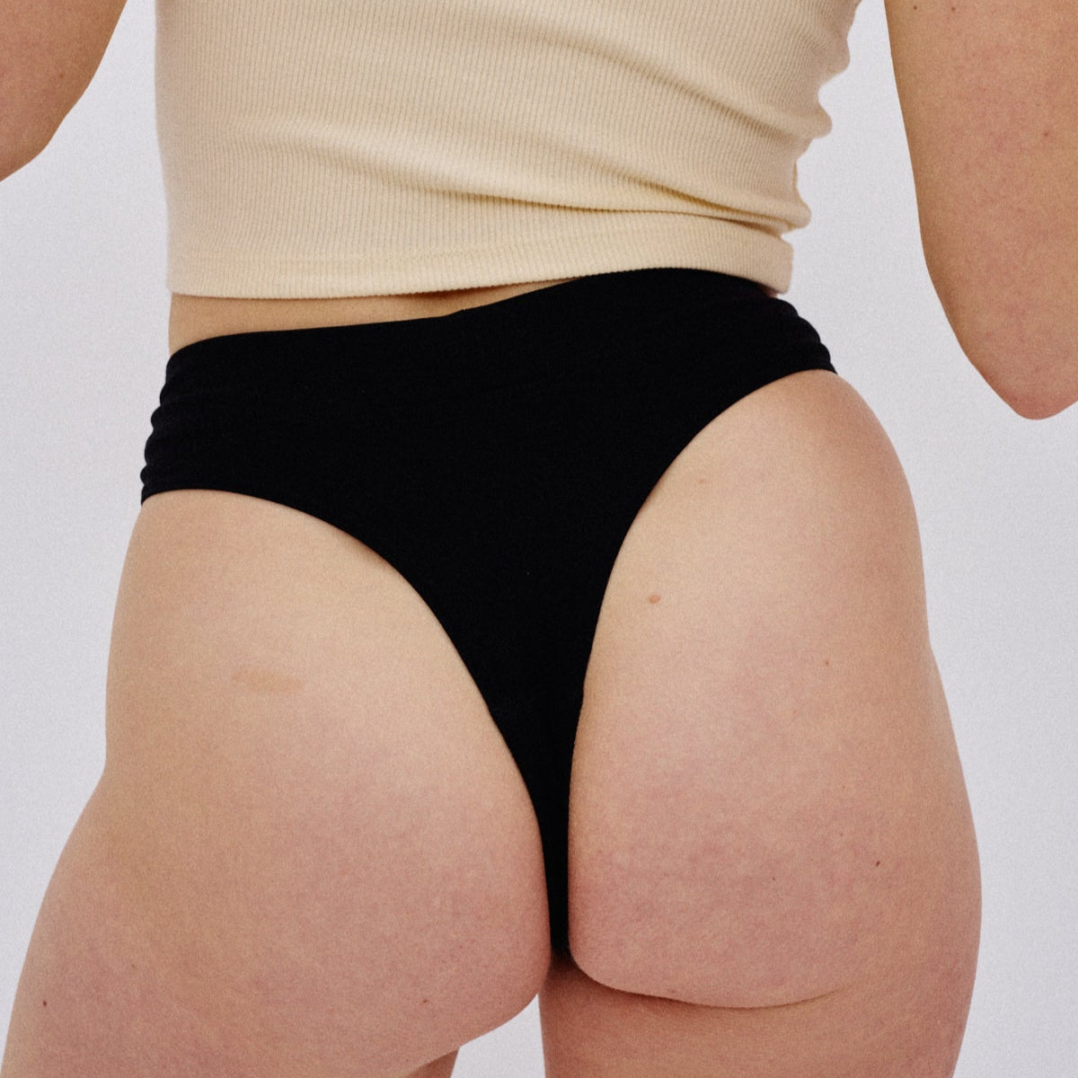 Everyday Flow Thong - High rise