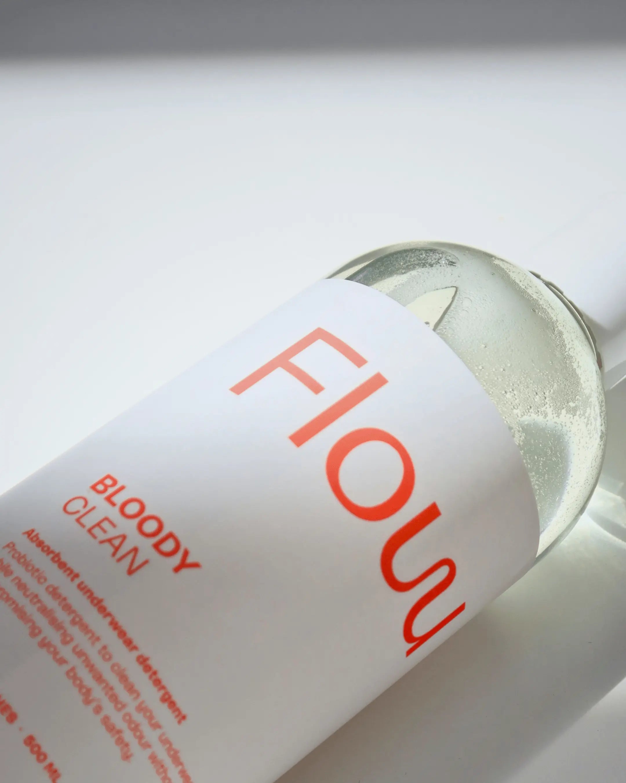 Specialvaskemiddel - Bloody Clean (economy size) Flow Intimates