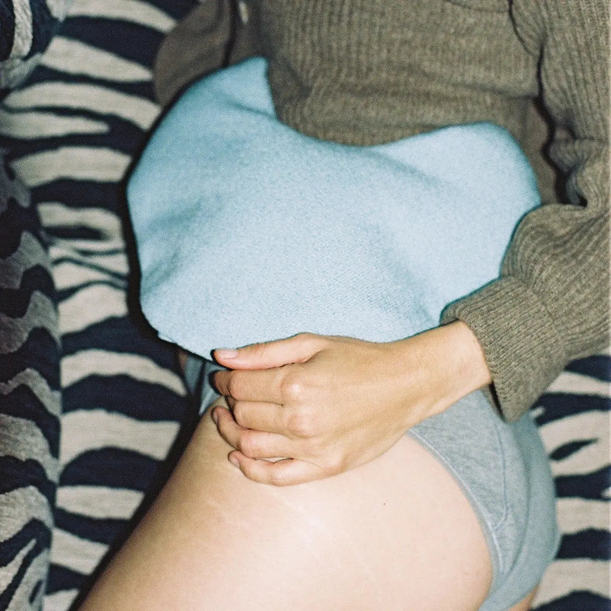 Varmepude til menstruationssmerter - Flow Intimates
