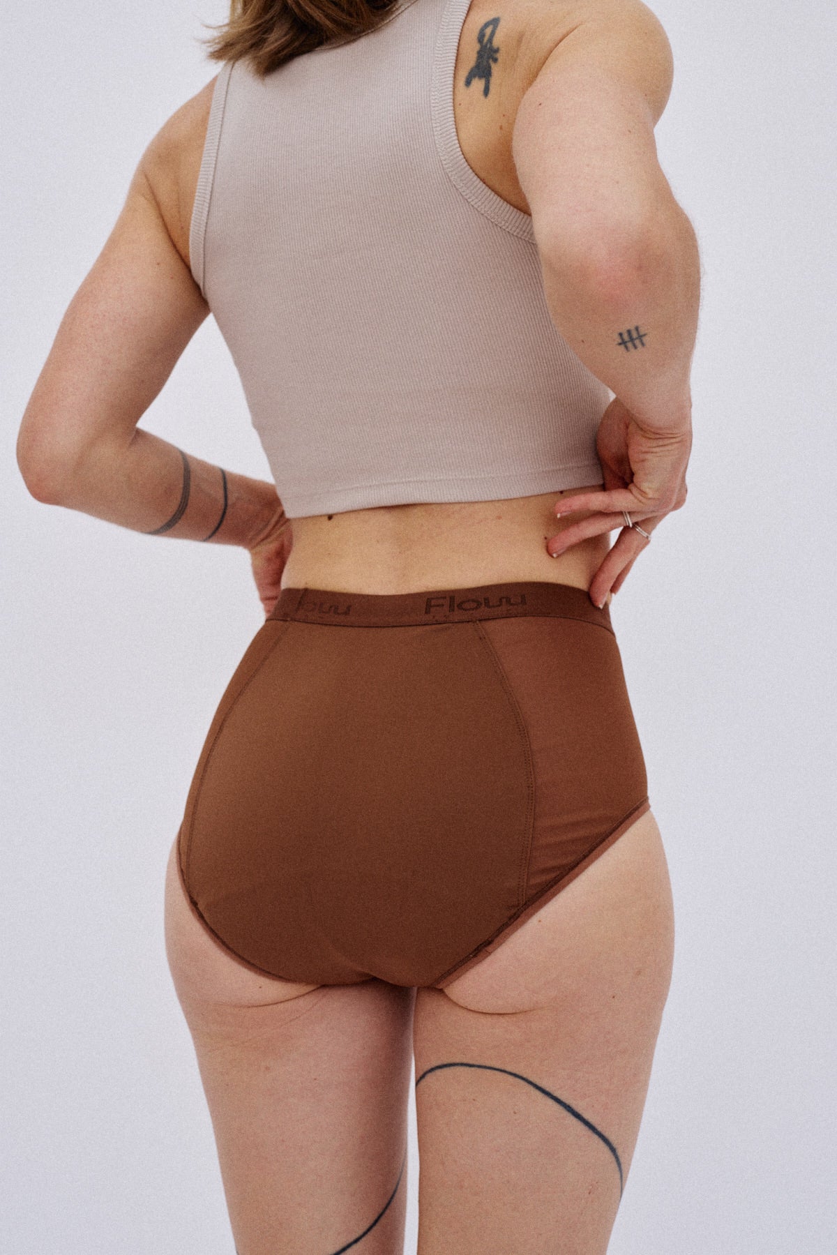 Flow 1 high waist, moderate flow - hazel