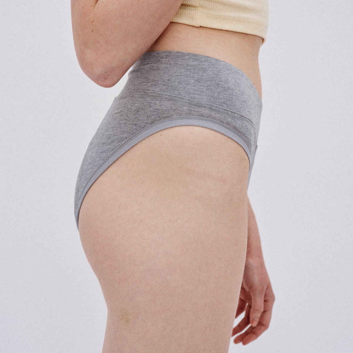 Flow 3 high waist, moderate+ flow