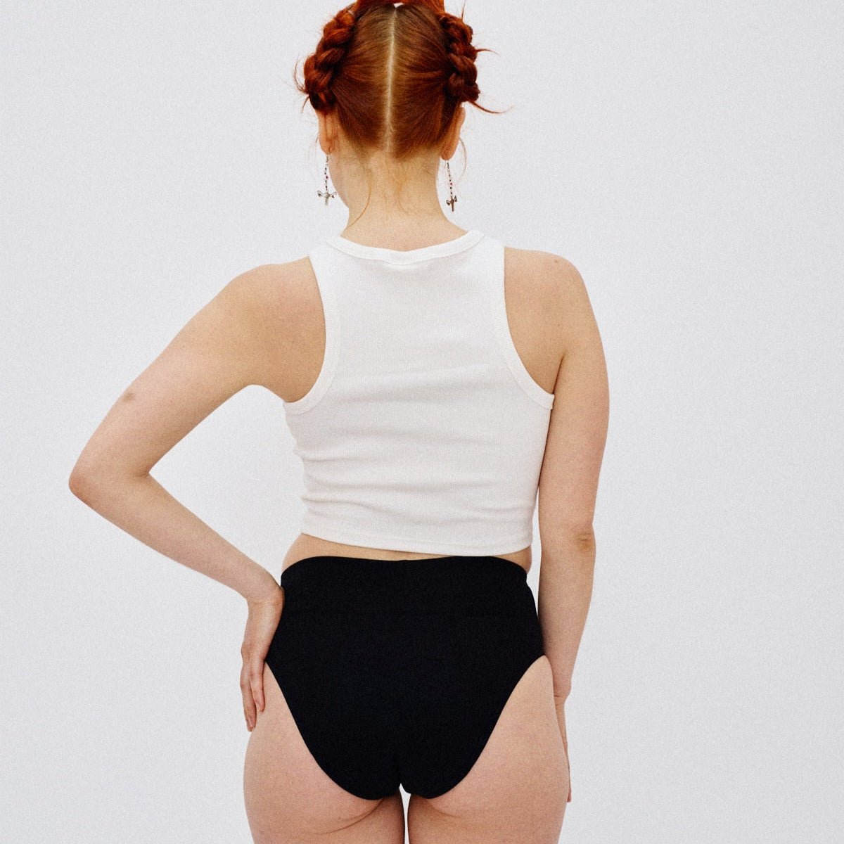 Flow 3 high waist, moderate+ flow - black