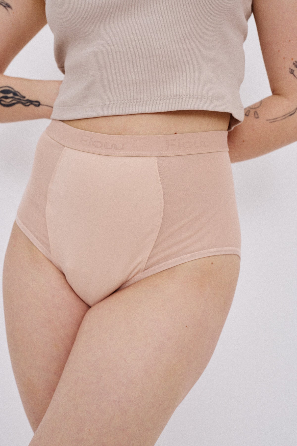 Flow 1 high waist, moderate flow - sand 
